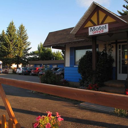Blue Mountain Motel Pincher Creek Extérieur photo