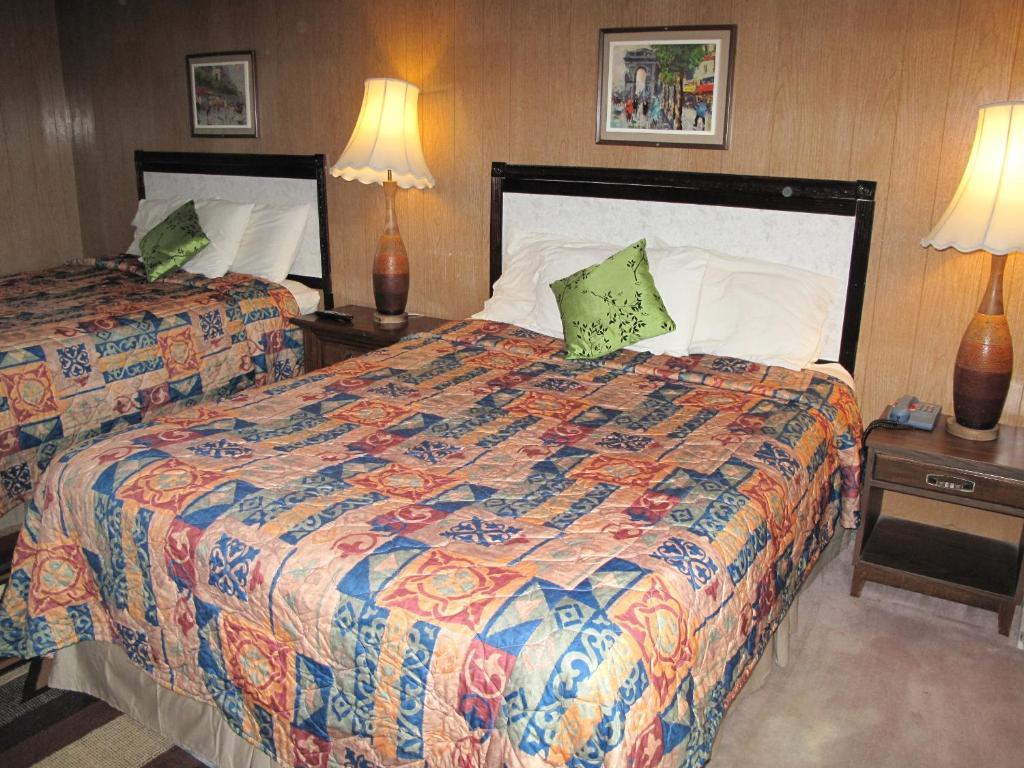 Blue Mountain Motel Pincher Creek Chambre photo